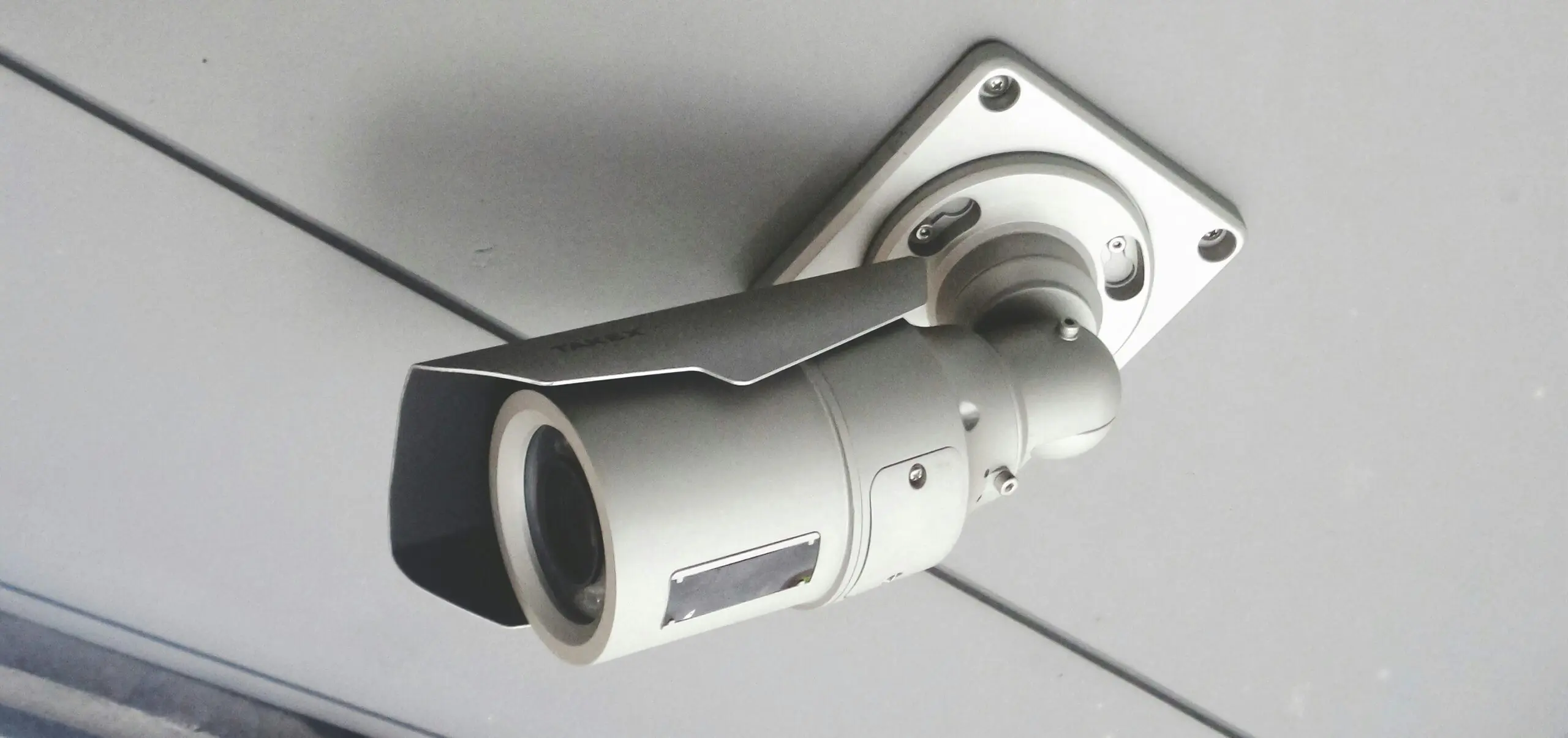 cctv on ceiling